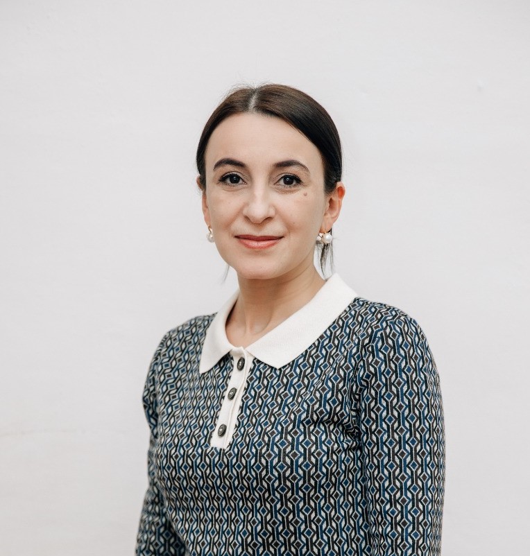 Нуралиева Анжела Рибиуллаховна.